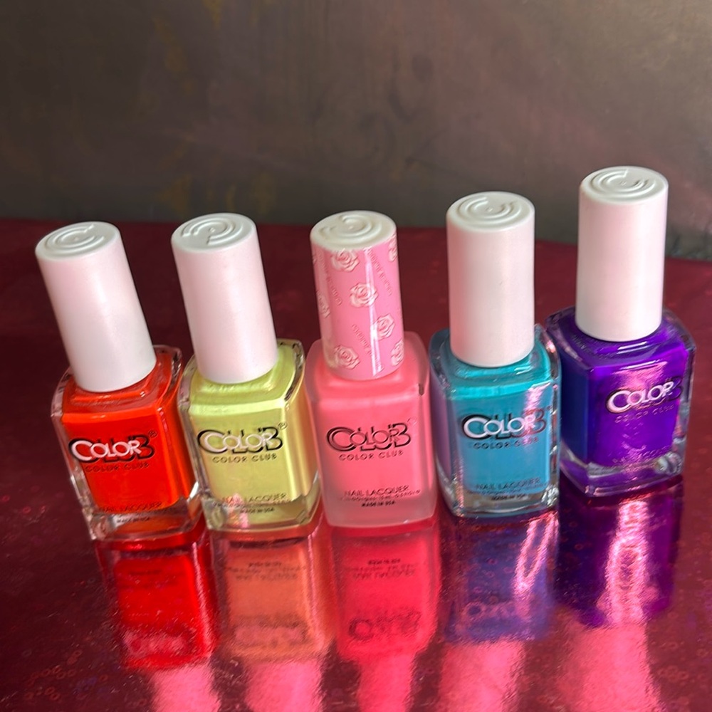 NEW COLOR CLUB NAIL POLISH!